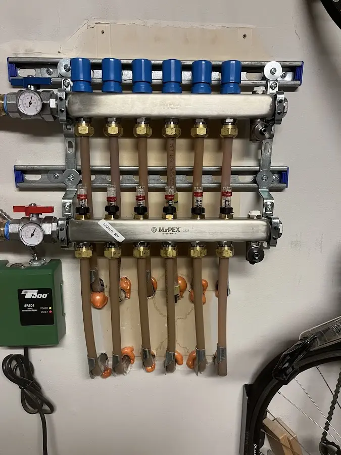 Plumber performing Gas Leak Detection at a residential property in San Luis